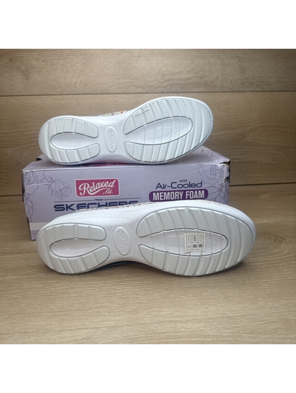WOMENS SKECHERS RELAXED FIT NEW COOL SWEET HORIZONS White Multi TEXTILE Size 9 - Picture 8 of 13